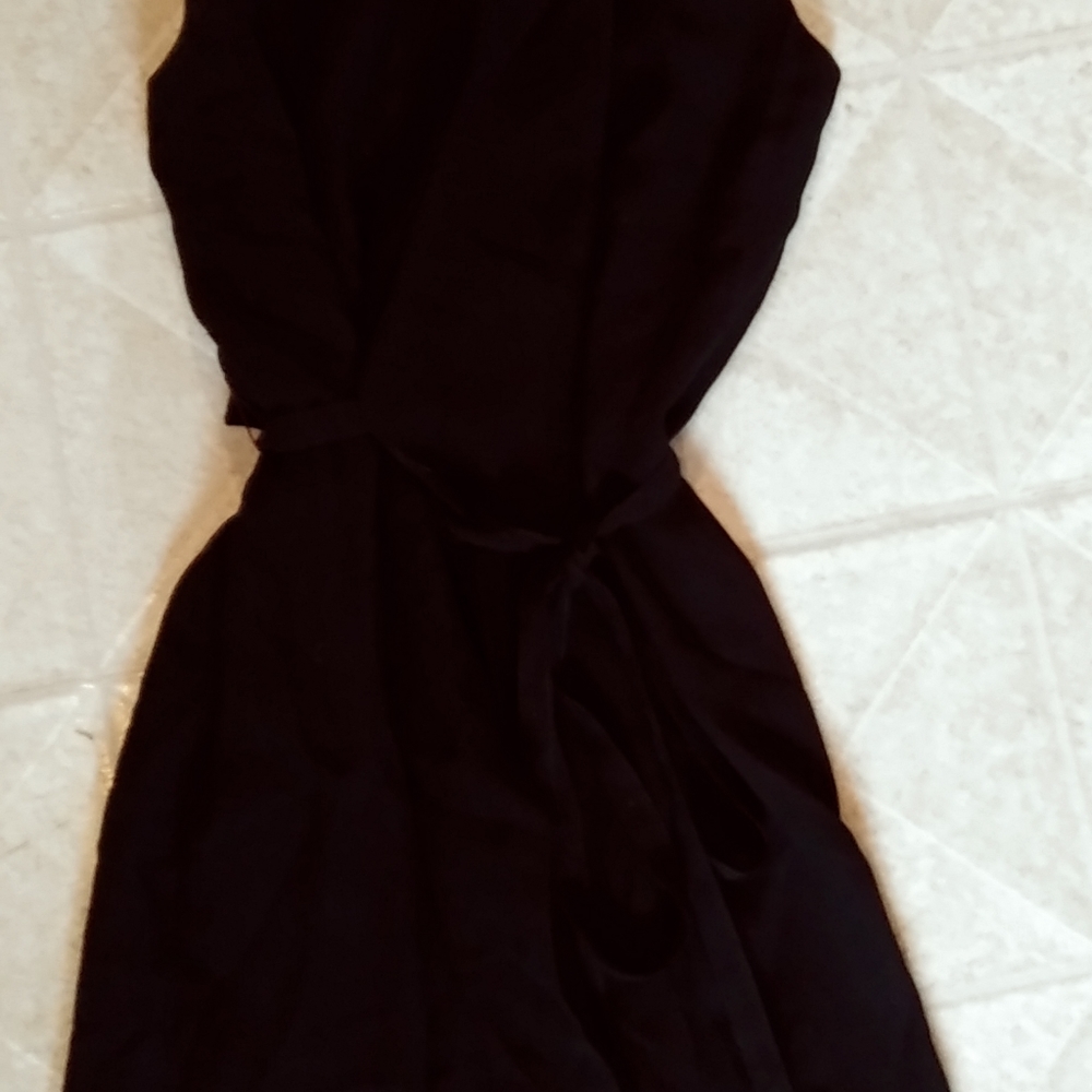Anne Klein Sleeveless wrap dress